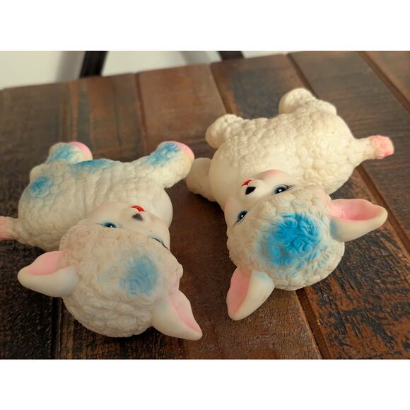 Stahlwood Squeaky Rubber Sheep/Lamb - Picture 2 of 10